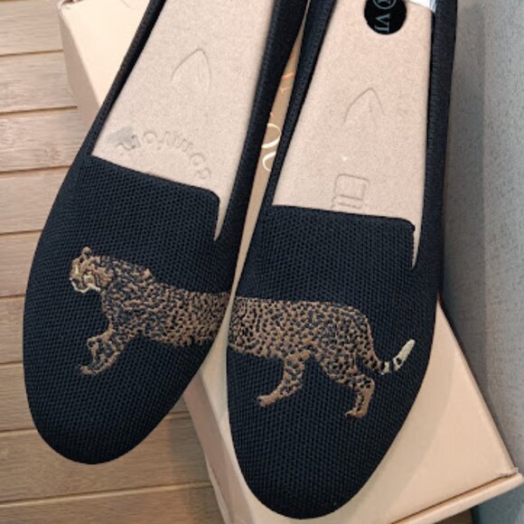 VIVAIA Size 9.5 EU 41 Audrey Black Cheetah Embroidered Round Toe Flats Loafers - Picture 1 of 11